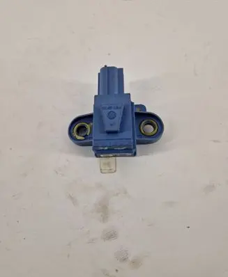 Volkswagen Golf V Airbag deployment crash/impact sensor 1K0955557A