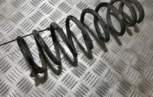 Toyota Corolla E120 E130 Rear coil spring