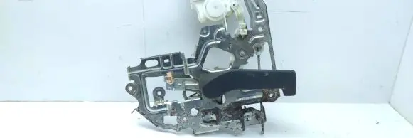 Loading door lock