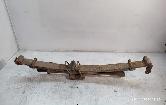 Mitsubishi L200 Rear leaf spring 