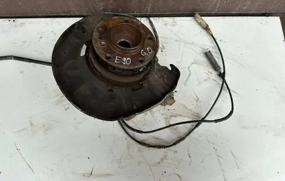 BMW 3 E90 E91 Rear wheel hub