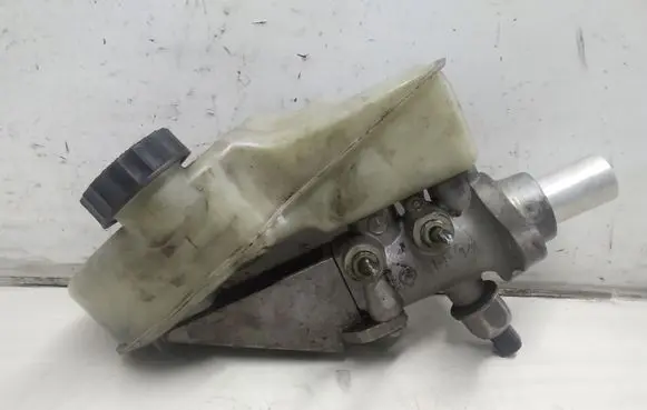 Mercedes-Benz R W251 Master brake cylinder A2514300302