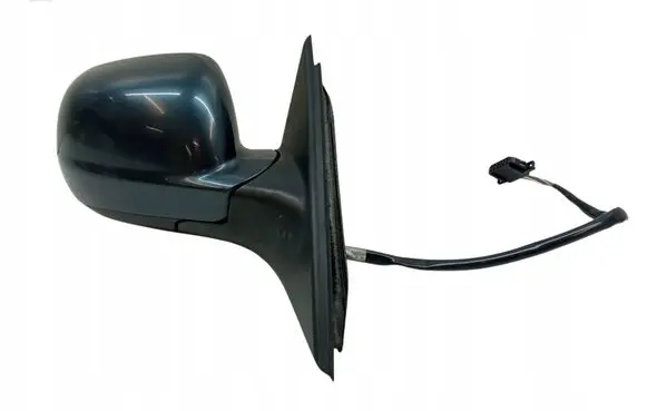 Volkswagen PASSAT B5.5 Front door electric wing mirror 