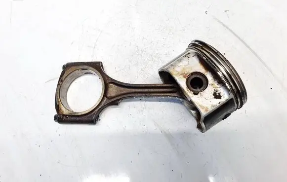 Dodge Magnum Piston with connecting rod 
