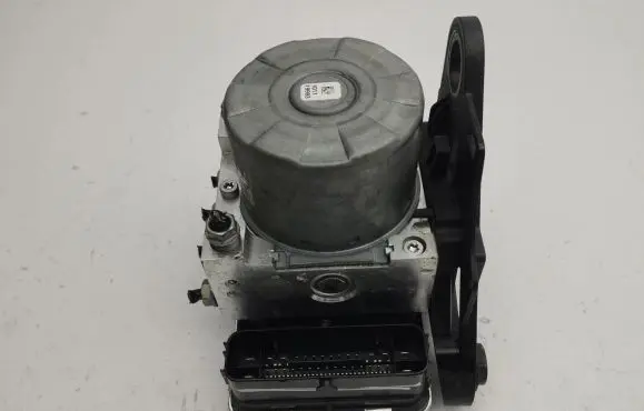 Audi Q3 F3 ABS Pump 5Q0614517ER