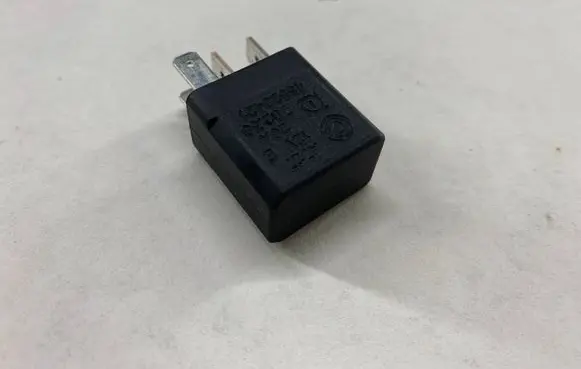Fiat Grande Punto Other relay 46520421 70230