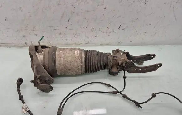 Audi Q7 4L Front air suspension shock absorber 7L8616040D