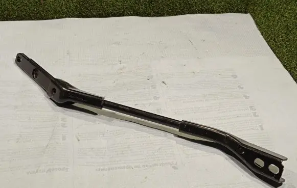 Land Rover Defender Rear control arm L8B2106K08AA