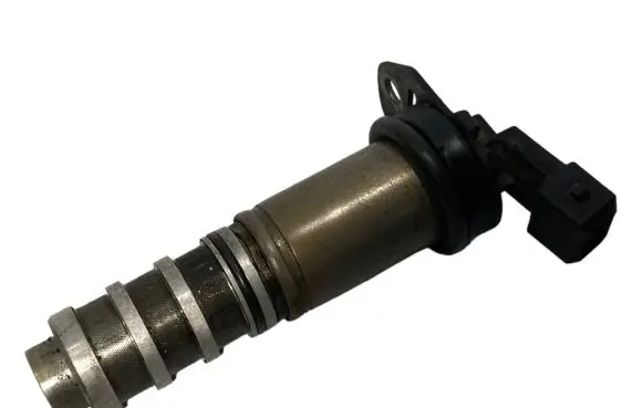 BMW 5 F10 F11 Camshaft vanos timing valve 7585776 11367585776