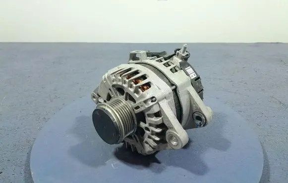 KIA Sportage Generator/alternator 373002B970