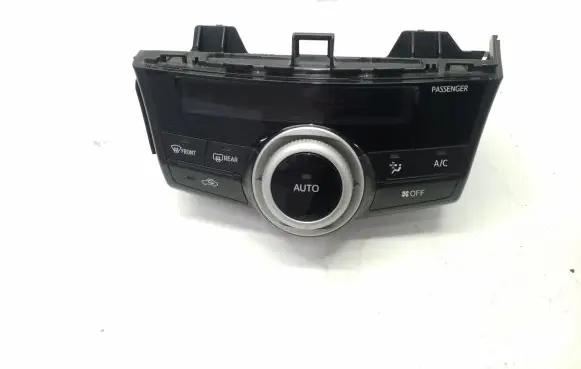 Toyota Prius+ (ZVW40) Climate control unit 5590047050