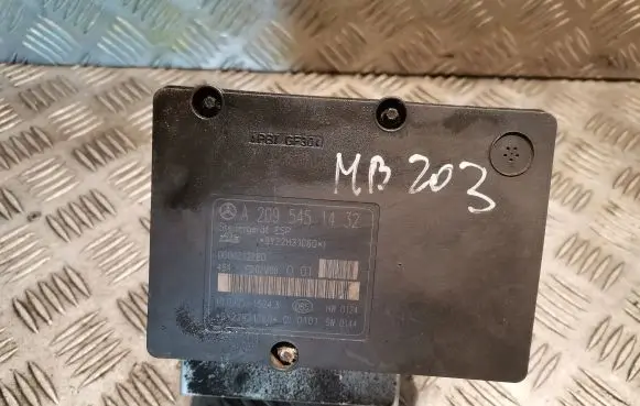 Mercedes-Benz C W203 ABS Pump 2095451432