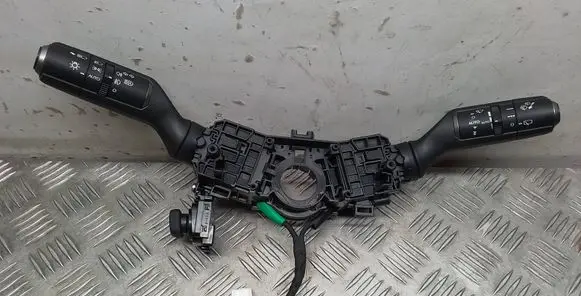 Lexus RX V Wiper turn signal indicator stalk/switch 