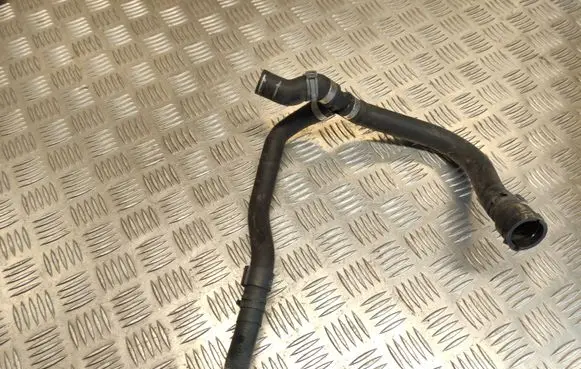 Audi A3 S3 8V Engine coolant pipe/hose 3B0122291B