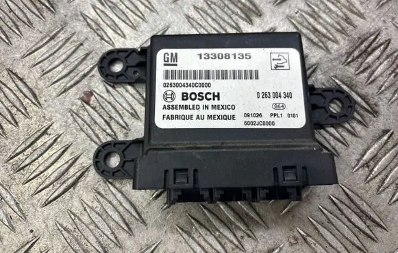 Opel Insignia A Parking PDC control unit/module 13308135