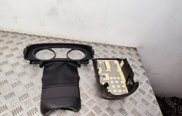 Volkswagen Atlas Dashboard trim 3CN858560 3CN858559F