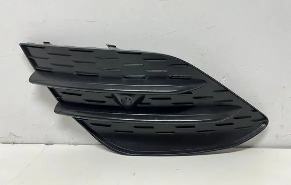 Mercedes-Benz CLA C118 X118 Front bumper lower grill A1188854301