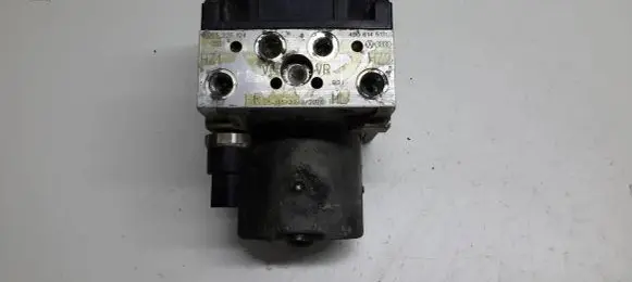 Volkswagen PASSAT B5 ABS Pump 4B0614517C 0265225124 940786698