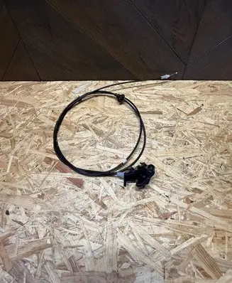 Engine bonnet/hood lock release cable