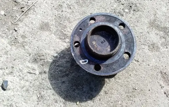Volvo V70 Rear wheel bearing hub 