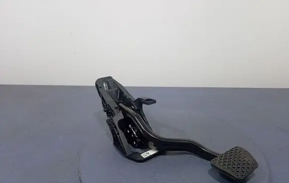 BMW 7 F01 F02 F03 F04 Accelerator throttle pedal 6861771