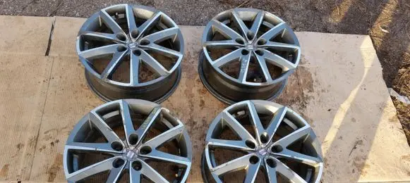 Seat Ibiza I (021A) R17 alloy rim 