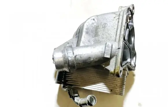 BMW 3 F30 F35 F31 Engine oil radiator 7516383 7570085
