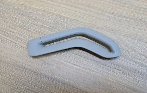 Volvo XC90 Seat belt trim 