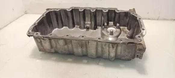 Volkswagen Golf VII Oil sump 04L103603