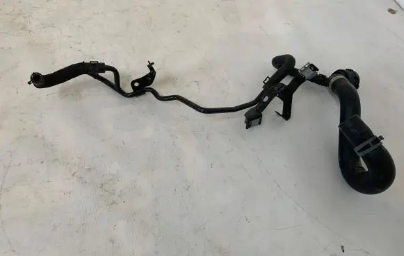 Volkswagen Golf VII Engine coolant pipe/hose 5Q0122157CL