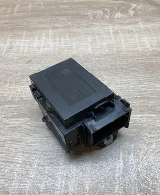 Volkswagen PASSAT B6 Ignition lock 3C0905843M