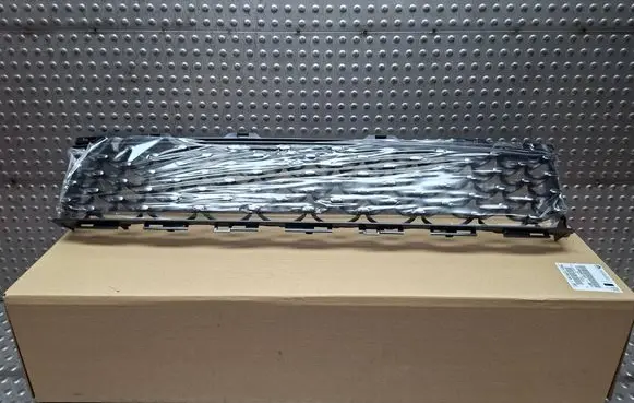 Fiat 500 Front bumper lower grill S26336913 735619520