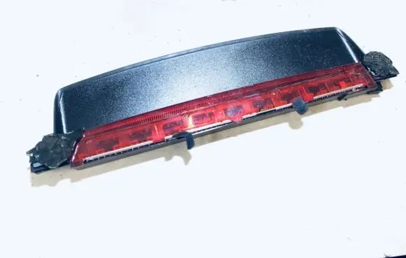 Audi A6 S6 C6 4F Third/center stoplight 4f5945097 3c3x-13a613-a