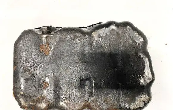 Oil sump