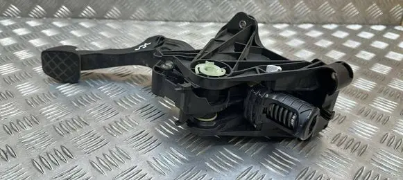 Skoda Octavia Mk3 (5E) Clutch pedal 5Q2721059