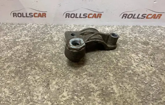 Mercedes-Benz E W211 Engine mounting bracket A2113231226