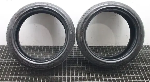 Audi TT TTS Mk2 R12 summer tire 22540R18