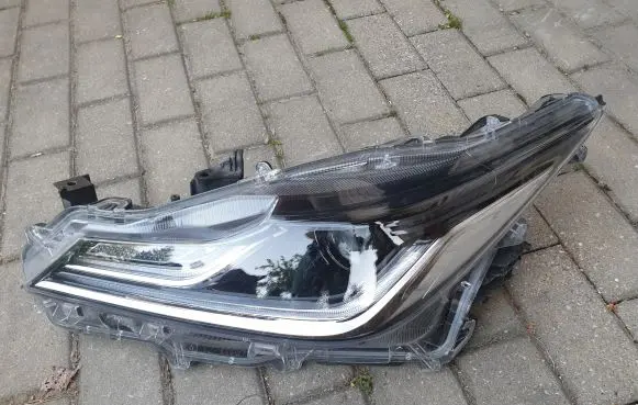 Toyota Corolla E210 E21 Headlight/headlamp 8115002T51