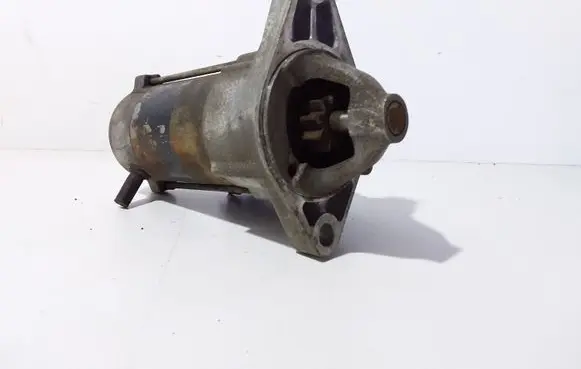 Toyota Yaris Starter motor 2810023030 228008360