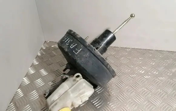 Skoda Fabia Mk1 (6Y) Brake booster