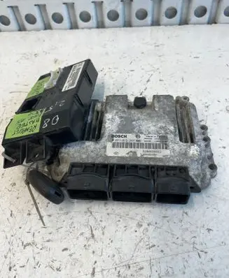 Renault Master II Engine control unit/module 8200635663 080206 1039S21447