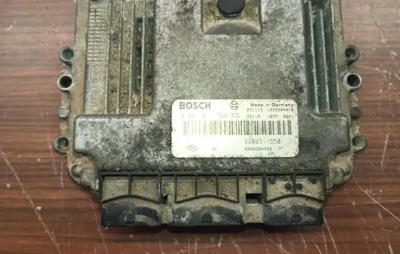 Engine ECU kit and lock set