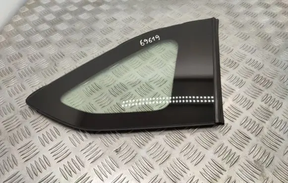 Honda FR-V Rear side window 43R00122