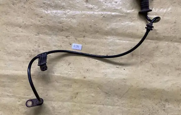 Mercedes-Benz A W169 ABS rear brake sensor A1695400817