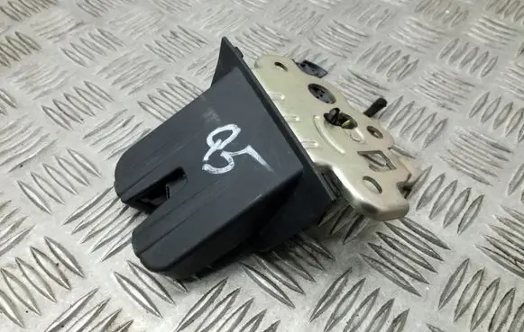 Audi Q5 SQ5 Tailgate/trunk/boot lock/catch/latch 8R0827505