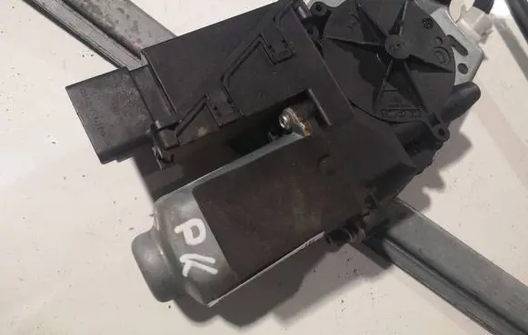 Renault Espace - Grand espace IV Front door window regulator motor 400628