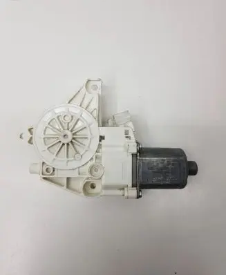 Mercedes-Benz ML W166 Front door window regulator motor A1669060301 937872101