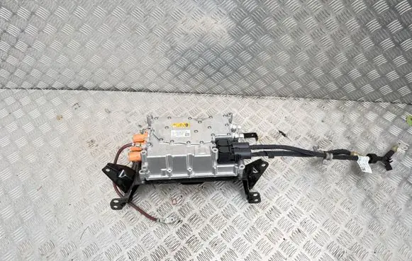 Mercedes-Benz EQA Voltage converter inverter A0003429700