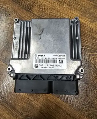 BMW 1 E81 E87 Engine control unit/module 8506434 0281016106 13080129