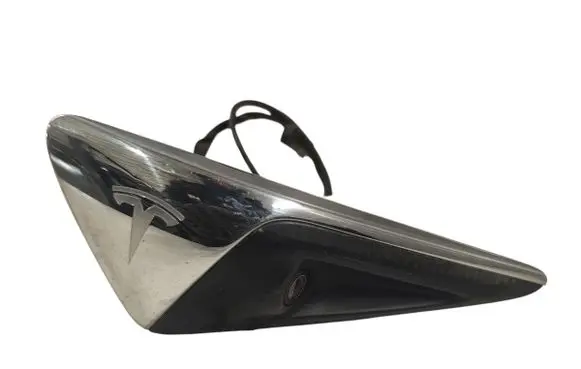 Tesla Model S Side fender camera 112510699A